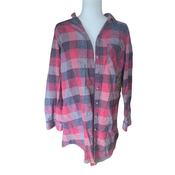 Roots Flannel Long Sleeve Plaid Tunic with pockets - Picture 2 of 7